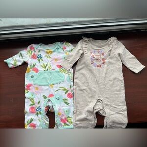 Lot Bundle of 2 Girl Onesies 0-3 months